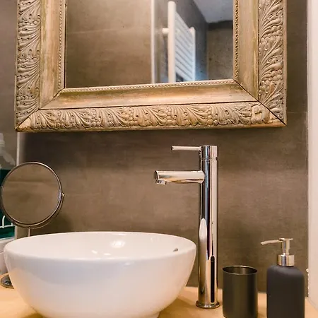 Apartment Grande, Moderno In Edificio Storico *